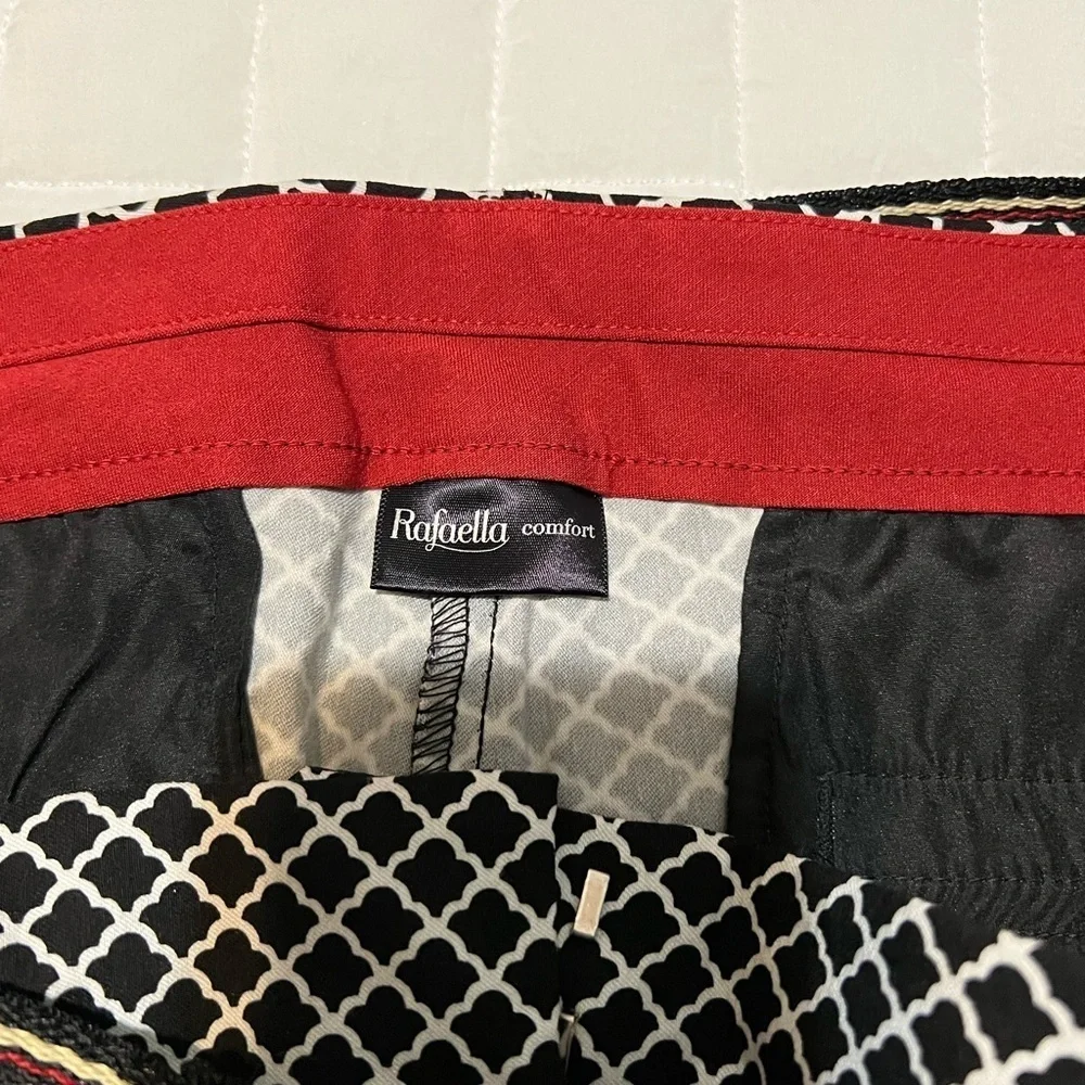 Women’s ankle pants by Rafaella.  Size 14.